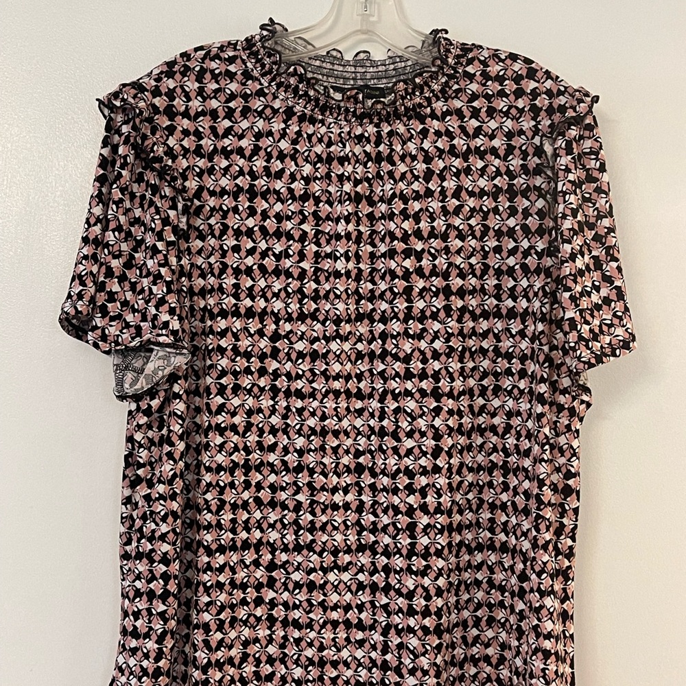 Adrienne Vittadini stretchy print blouse.